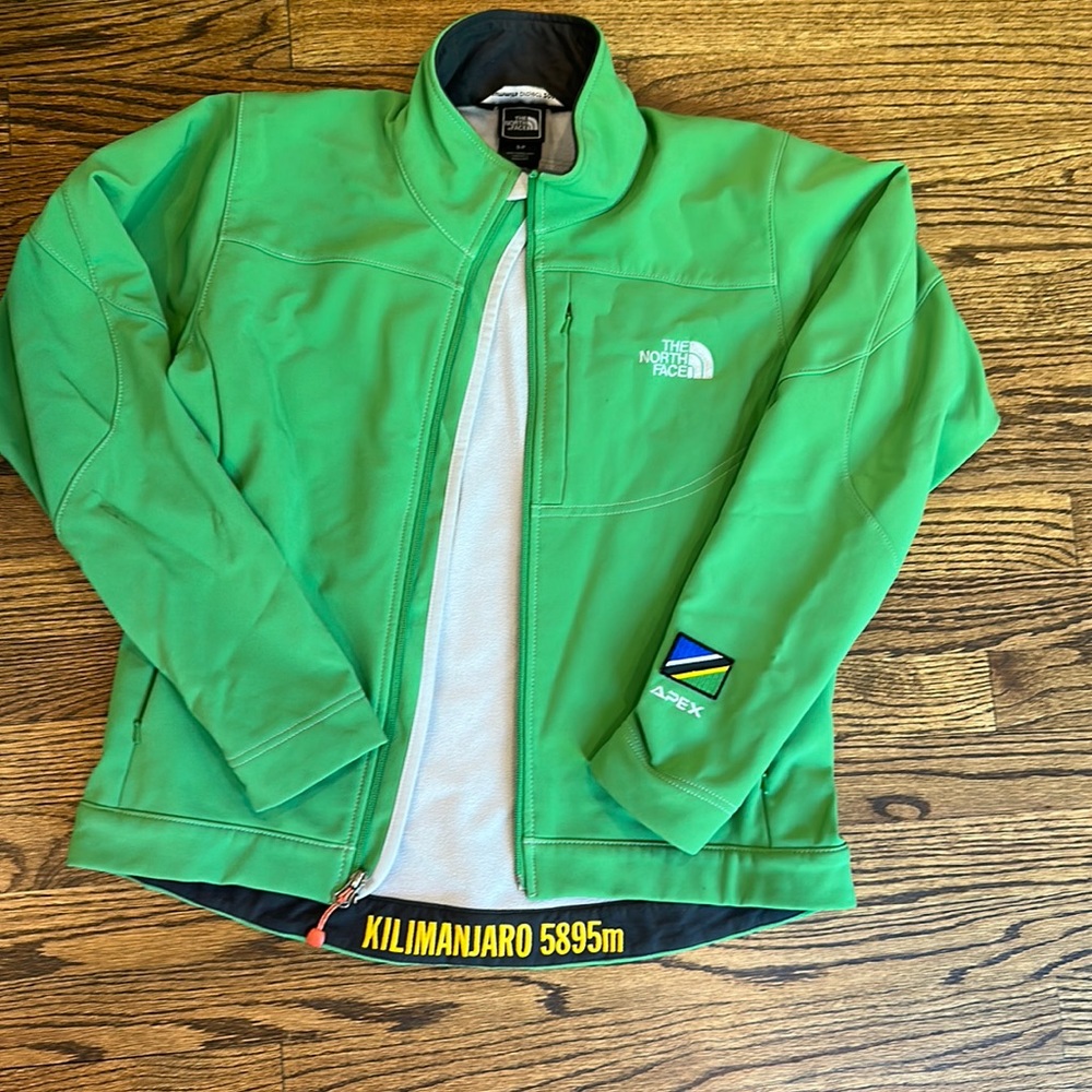 Women’s North Face Light weight water resistant Jacket
